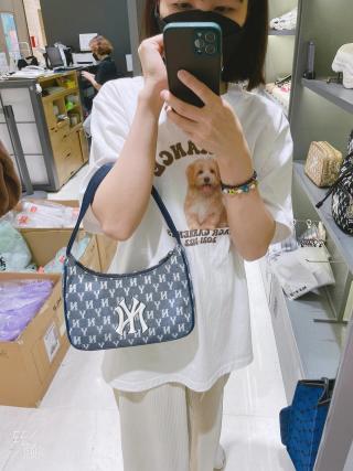 MLB NY Monogram Underarm Shoulder Bag Navy White view 2