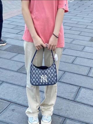 MLB NY Monogram Underarm Shoulder Bag Navy White view 4