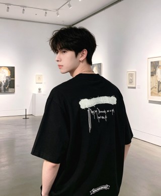 Chrome Hearts Black Cross Graphic T-Shirt view 5