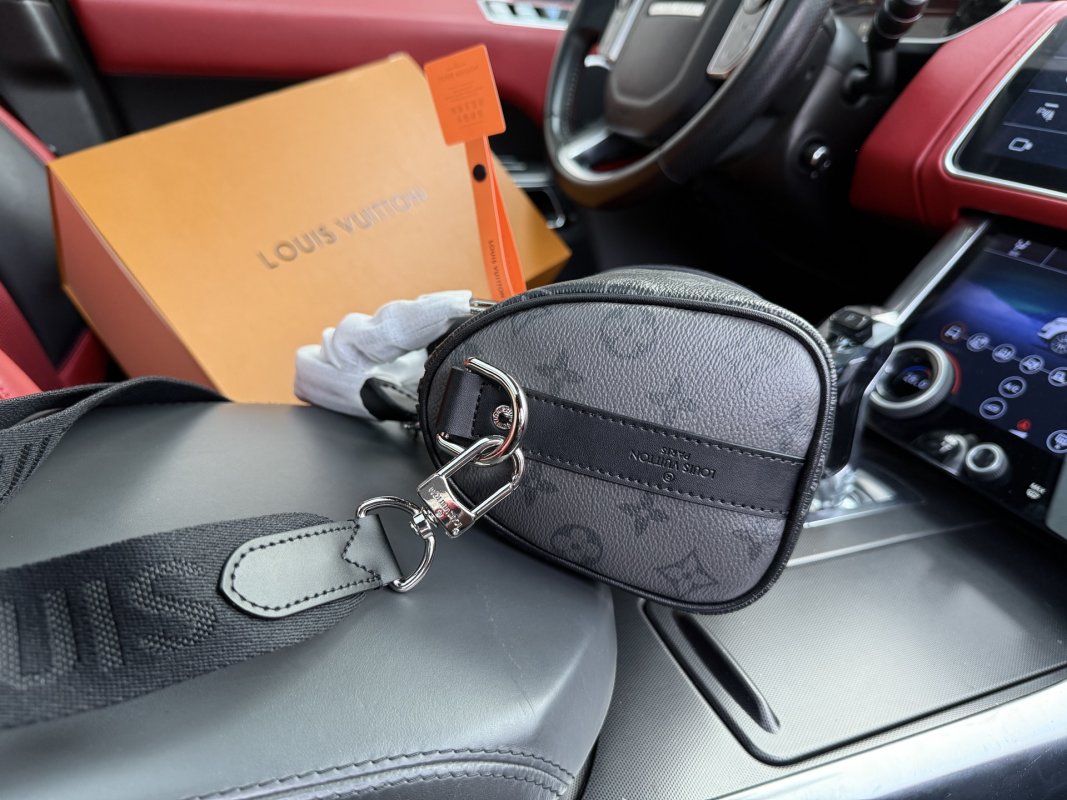 Louis Vuitton Keepall 25 Monogram Black Duffle Bag view