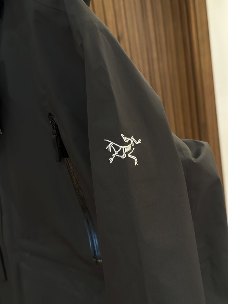 Arc'teryx Black Gore-Tex Softshell Jacket view