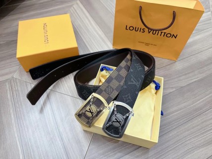 Louis Vuitton Damier Graphite Leather Belt with Metal Buckle