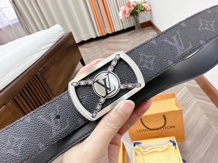 Louis Vuitton Damier Graphite Leather Belt with Metal Buckle view 4
