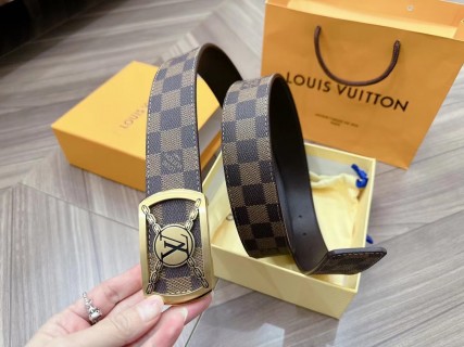 Louis Vuitton Damier Graphite Leather Belt with Metal Buckle view 8
