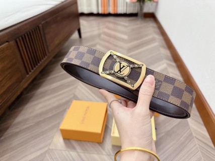 Louis Vuitton Damier Graphite Leather Belt with Metal Buckle view 9