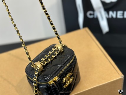 Chanel Black Quilted Box Bag with Dual Gold Hardware view 4