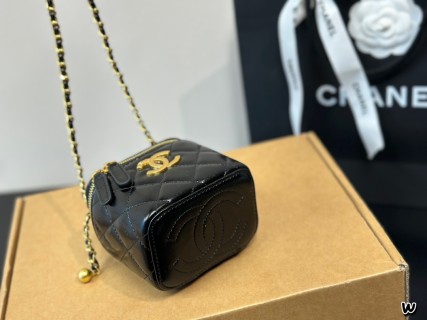 Chanel Black Quilted Box Bag with Dual Gold Hardware view 7