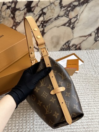 Louis Vuitton Carryall Monogram Canvas Shoulder Bag view 3