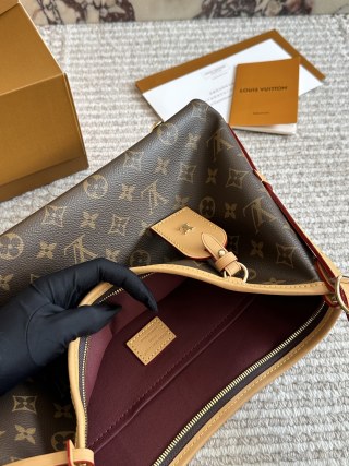 Louis Vuitton Carryall Monogram Canvas Shoulder Bag view 8