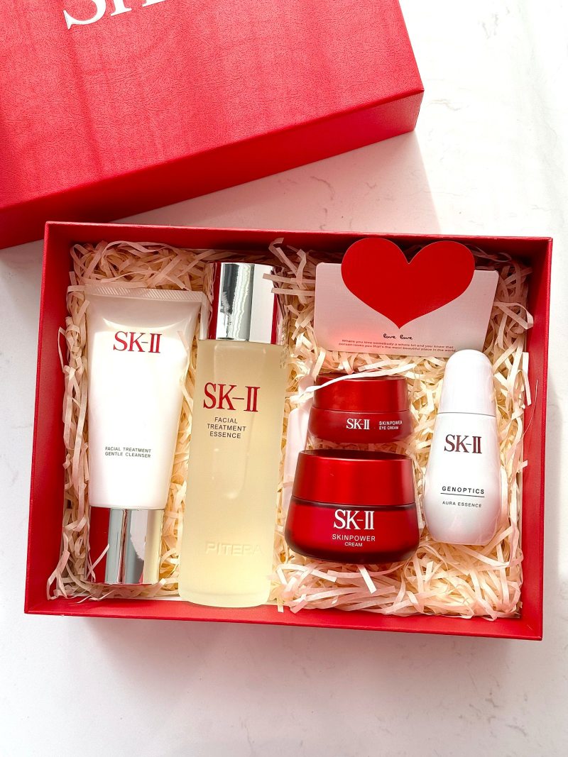 SK-II 5-Piece K-Beauty Skincare Set Limited Gift Box view