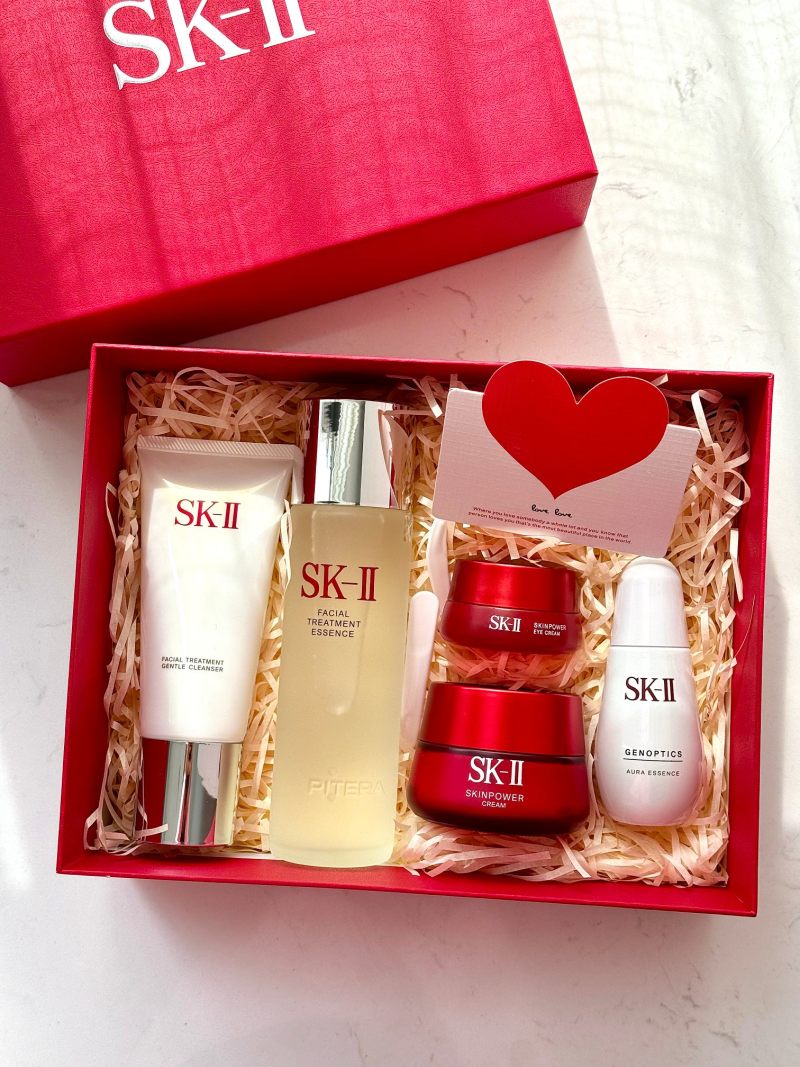 SK-II 5-Piece K-Beauty Skincare Set Limited Gift Box view