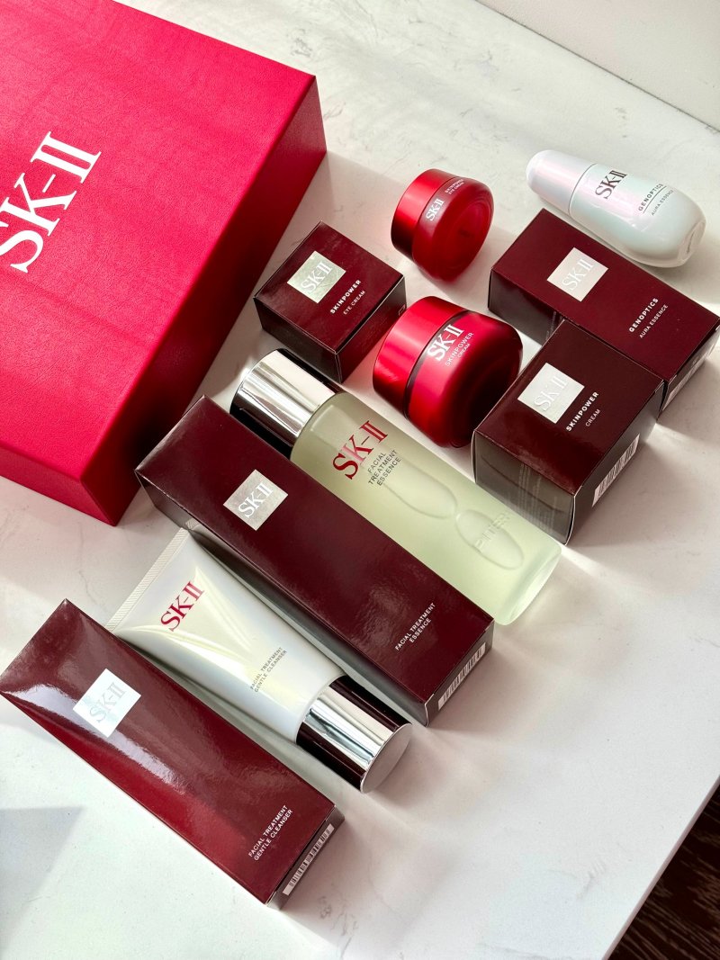 SK-II 5-Piece K-Beauty Skincare Set Limited Gift Box view