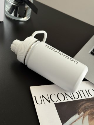 lululemon Back to Life Sport Water Bottle 24oz White
