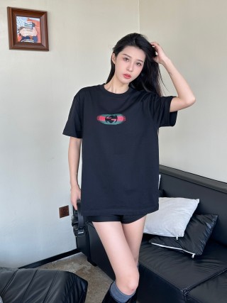 Gucci GG Logo Black Short Sleeve T-Shirt view 5