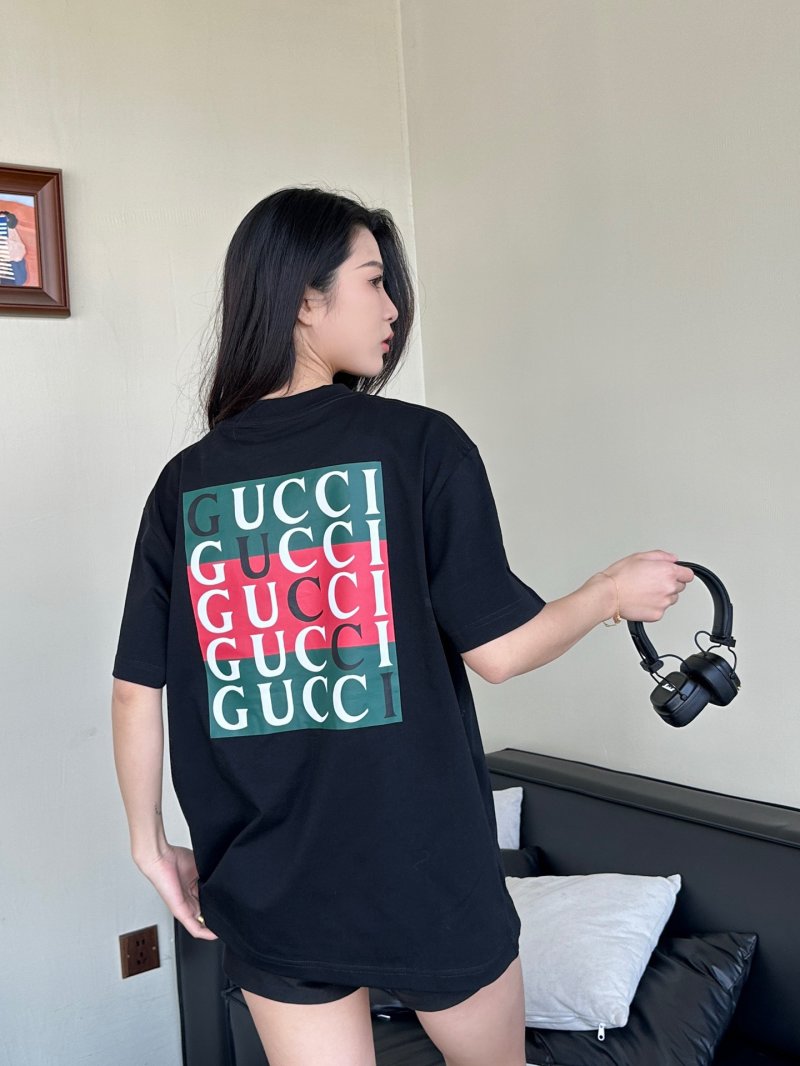 Gucci GG Logo Black Short Sleeve T-Shirt view