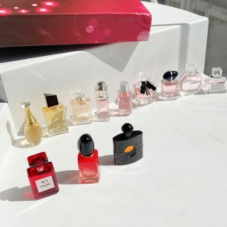 12-Piece Luxury Fragrance Sampler Set Gift Box view 5