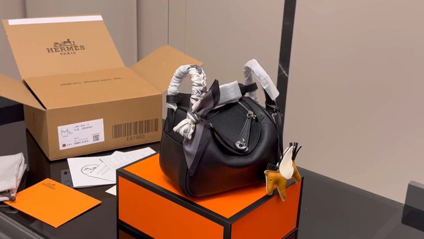 Hermès Picotin Lock Black Leather Tote Bag