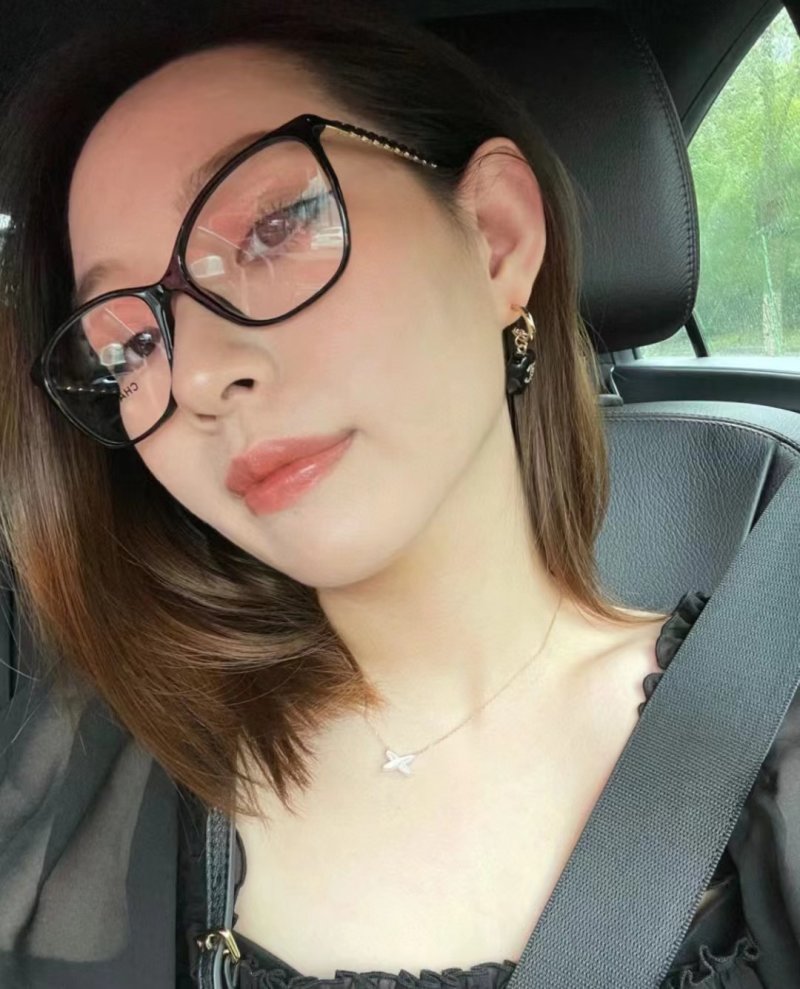 Chanel Rectangle Chain Link Sunglasses Black view