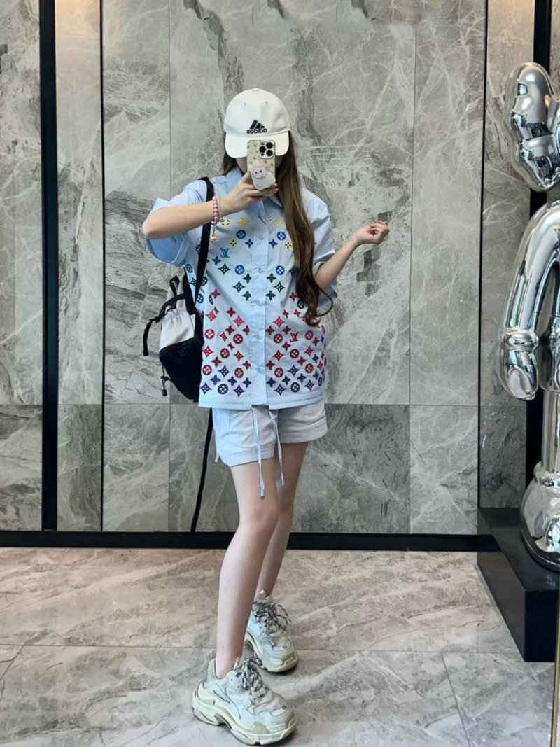 Louis Vuitton Monogram Short Sleeve Shirt Light Blue view