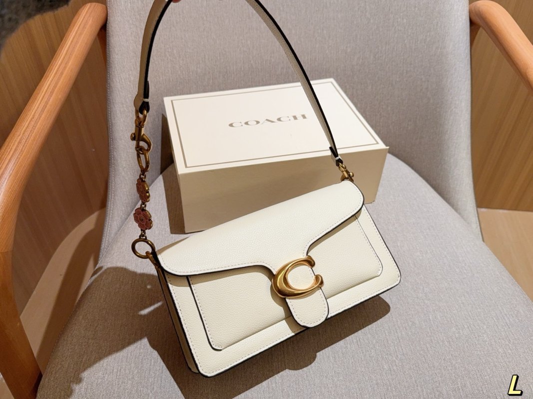 Coach Tabby White Leather Shoulder Bag view
