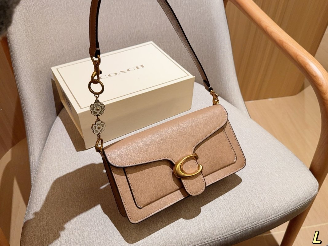Coach Tabby White Leather Shoulder Bag view