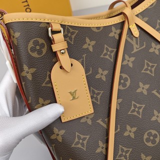 Louis Vuitton Carryall Monogram Canvas Shoulder Bag with Detachable Pouch view 4