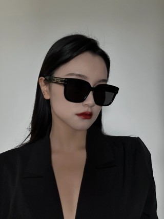 Dior Black Square Sunglasses view 4