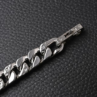 Louis Vuitton LV Chain Links Silver Bracelet view 5