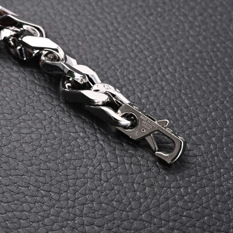 Louis Vuitton LV Chain Links Silver Bracelet view