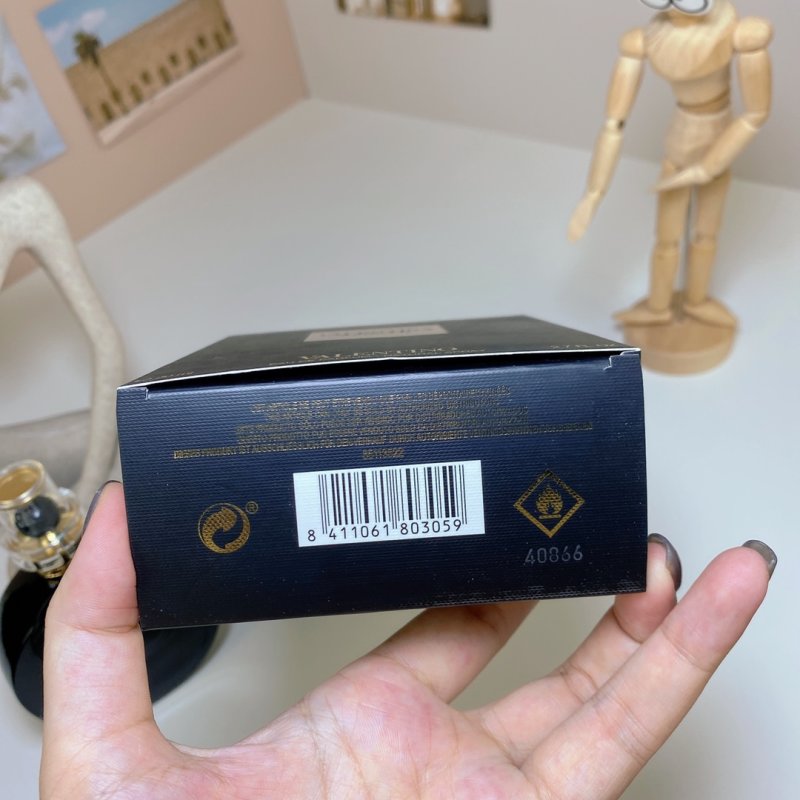 Valentino Valentina Oud Assoluto Eau de Parfum 80ml view