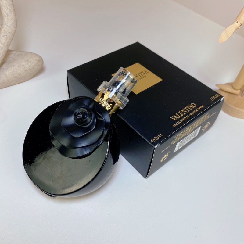 Valentino Valentina Oud Assoluto Eau de Parfum 80ml view