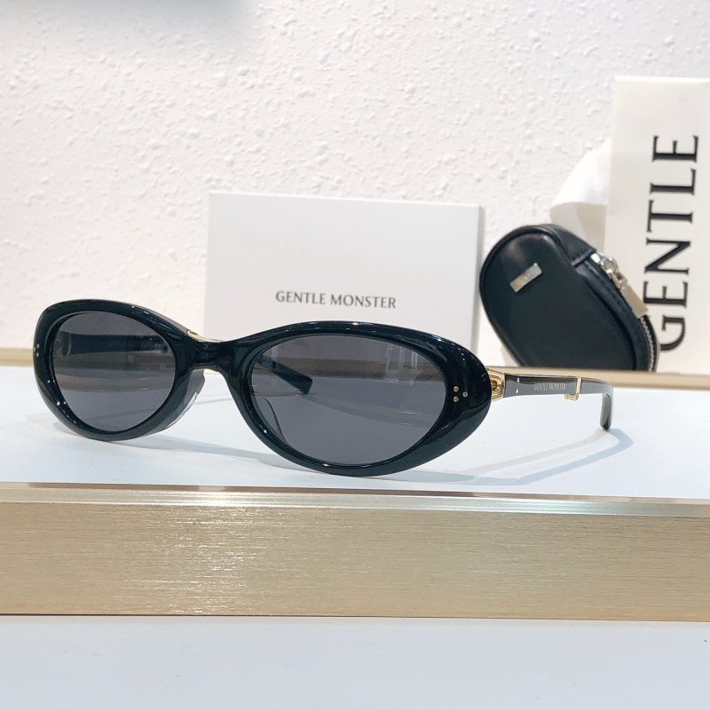 Gentle Monster Tortoiseshell Oval Sunglasses - Pink Lens view