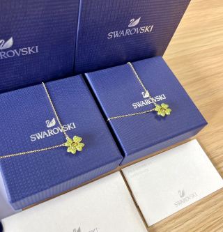 Swarovski Idyllia Lucky Clover Green Gold Pendant Necklace view 5
