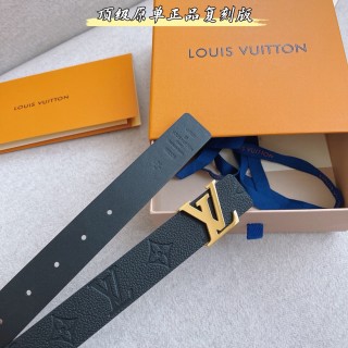 Louis Vuitton Monogram Empreinte Reversible Belt Black Gold view 7