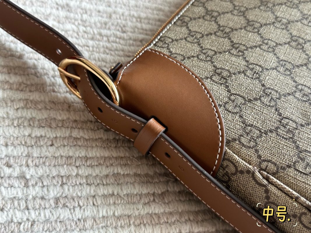 Gucci GG Emblem Shoulder Bag Beige Leather view