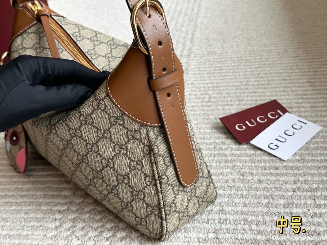 Gucci GG Emblem Shoulder Bag Beige Leather view