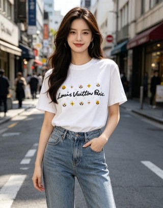 Louis Vuitton Paris White T-Shirt with Monogram Embroidery view 2