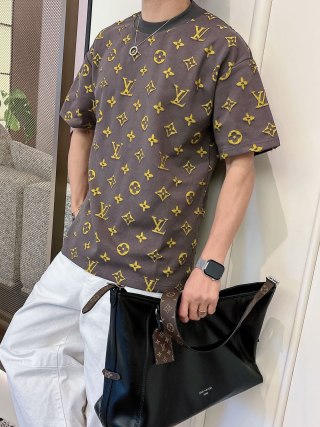 Louis Vuitton Monogram T-Shirt Brown Gold view 3