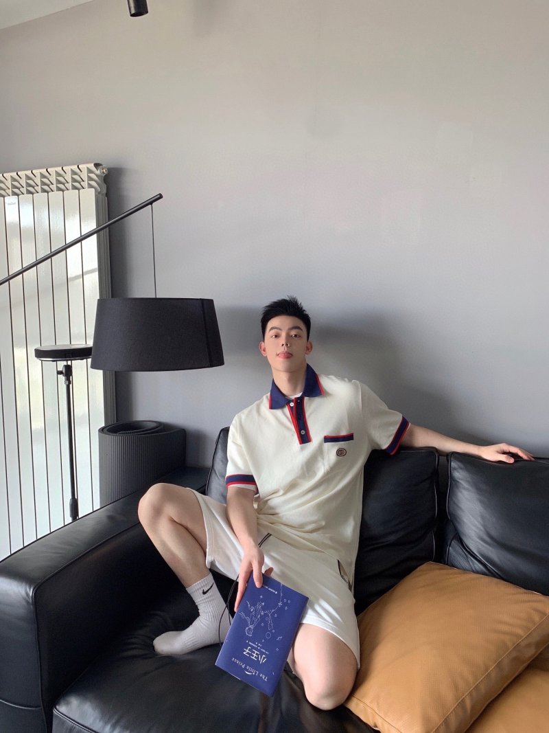 Cream Polo Short Sleeve T-Shirt with Navy & Red Trim