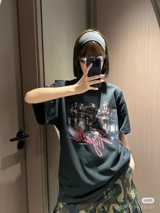 Black Graphic Cityscape T-Shirt with Pink Script Print view 10