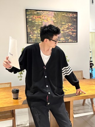 Fendi Black Wool Cardigan with Striped Sleeves view 4