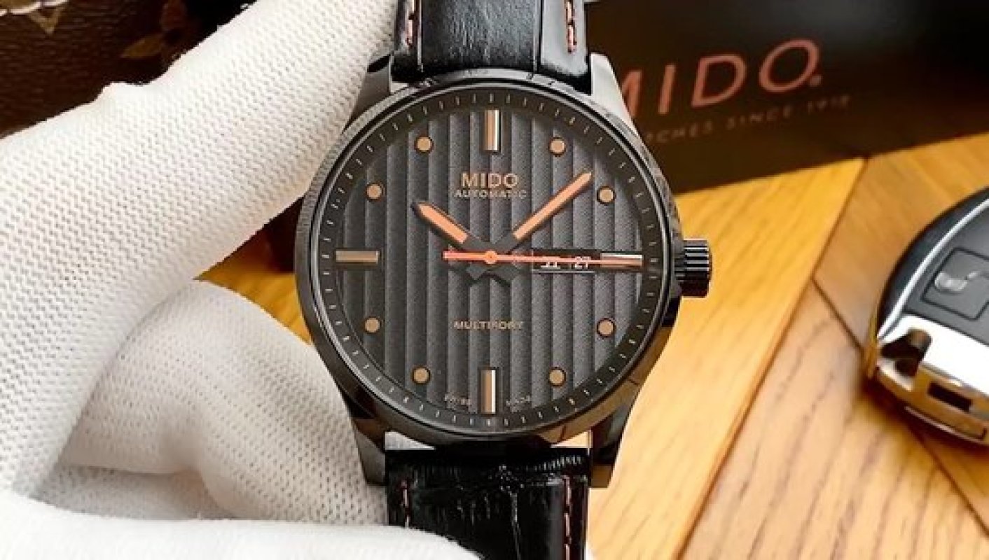 Mido Commander Automatic Black Dial Leather Strap Watch 40mm