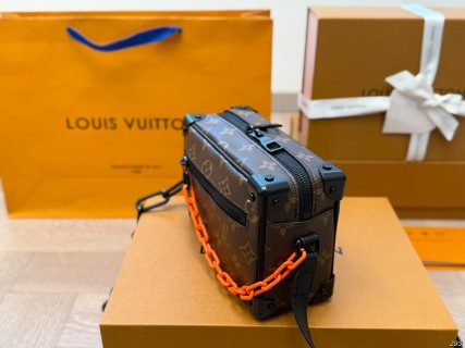 Louis Vuitton Soft Trunk Monogram Chain Shoulder Bag Black Orange view 4