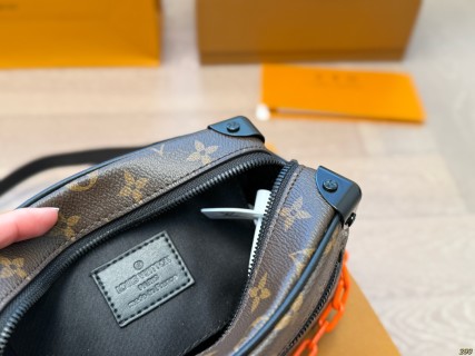 Louis Vuitton Soft Trunk Monogram Chain Shoulder Bag Black Orange view 9