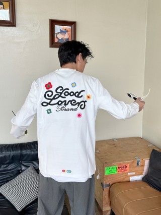 Good Loves Brand White Long Sleeve T-Shirt with Colorful Embroidery view 9