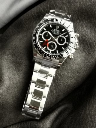 Rolex Daytona Chronograph Steel Black Dial Watch M126500LN view 2