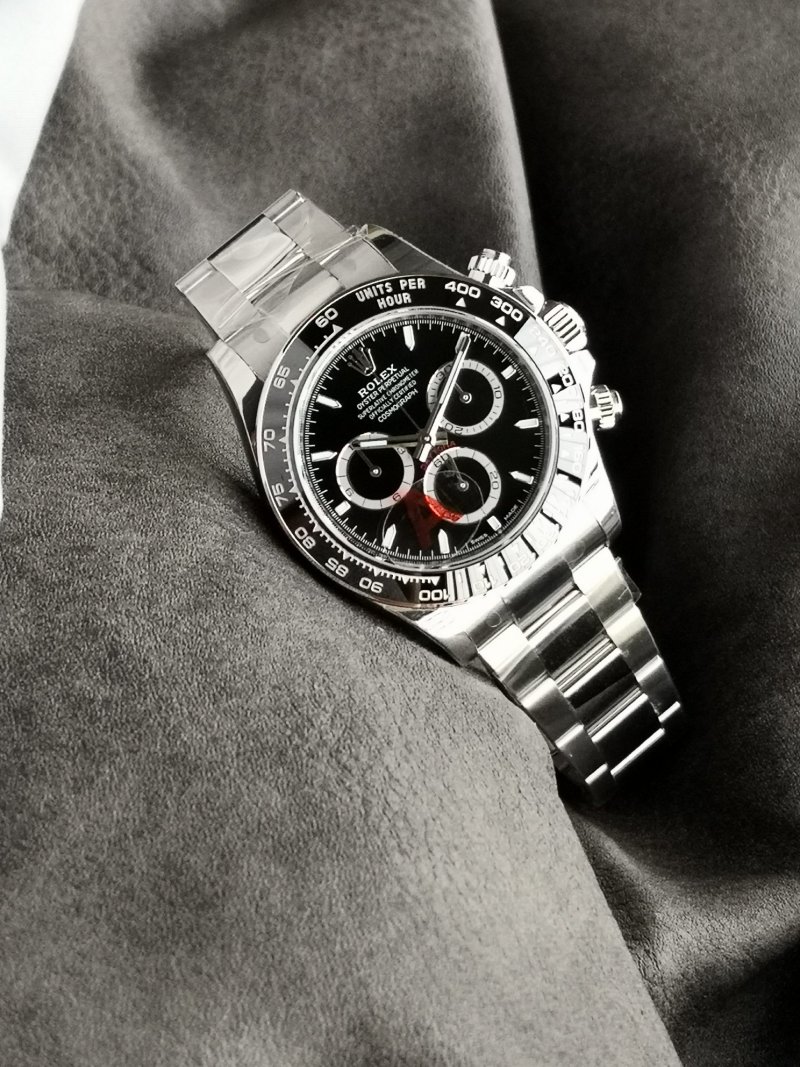 Rolex Daytona Chronograph Steel Black Dial Watch M126500LN view
