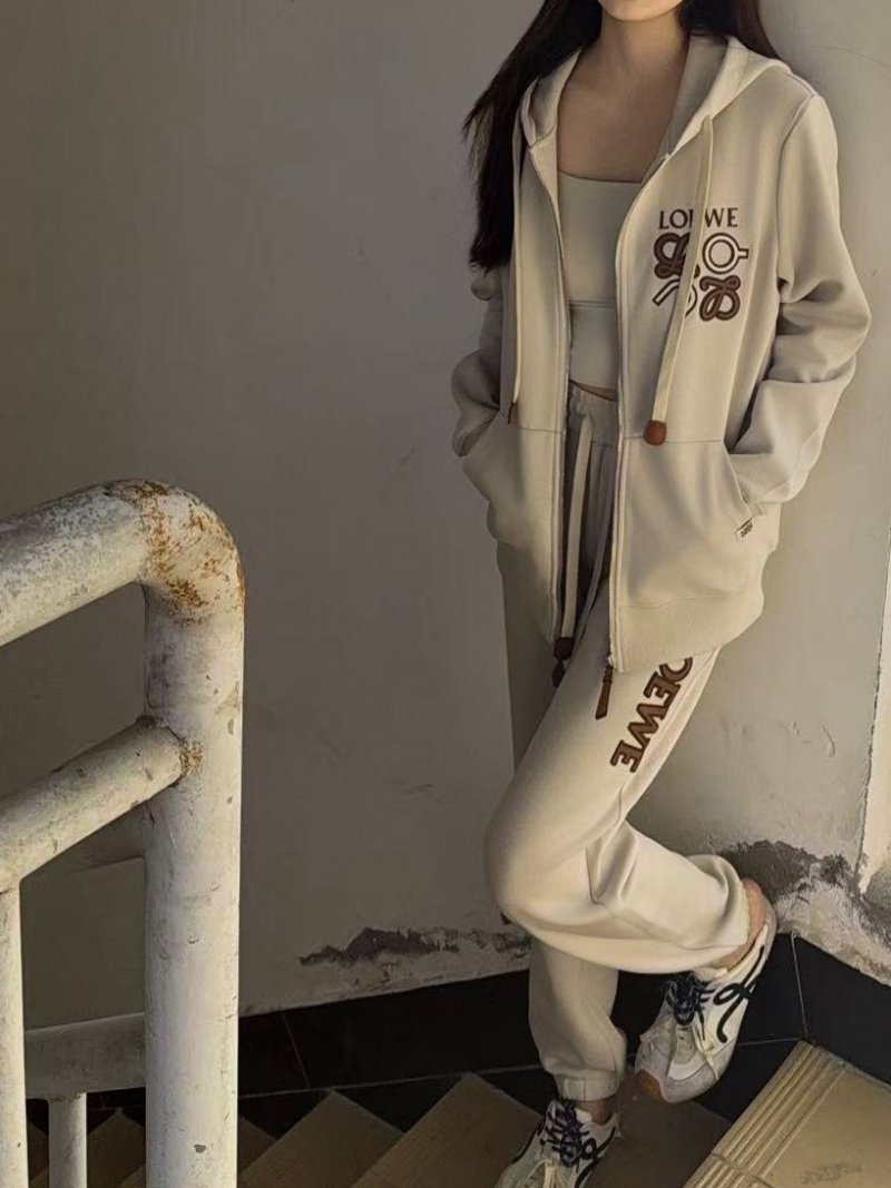 Loewe Cream Logo Zip Hoodie Tracksuit Set