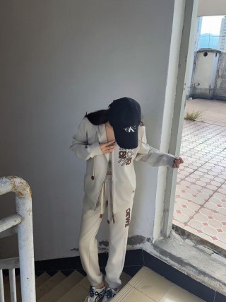 Loewe Cream Logo Zip Hoodie Tracksuit Set view 6
