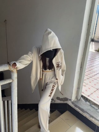 Loewe Cream Logo Zip Hoodie Tracksuit Set view 9